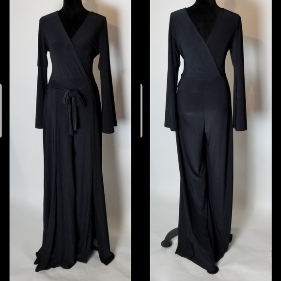 ❤️Peek-A-Boo  Jumpsuit V-Neck - Picture 5 of 6